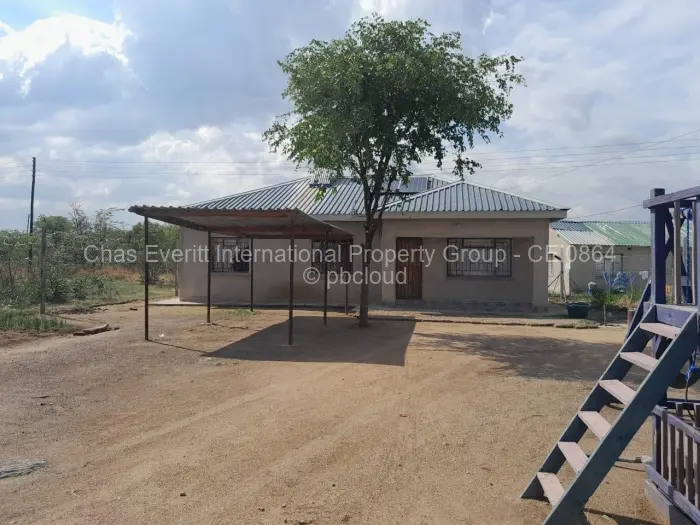 3 Bedroom House for Sale in Ngezi, Ngezi