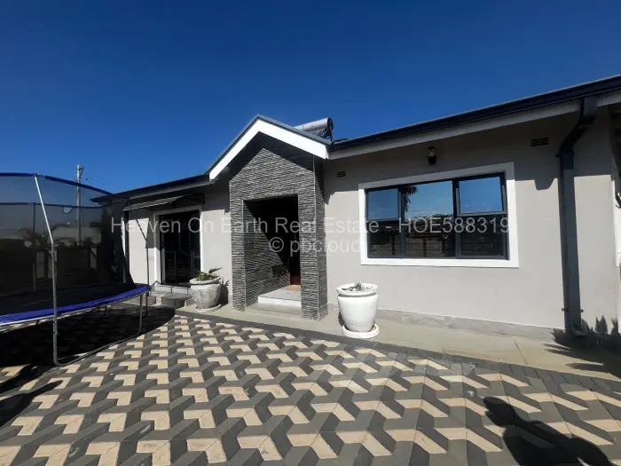 3 Bedroom House to Rent in Arlington, Harare