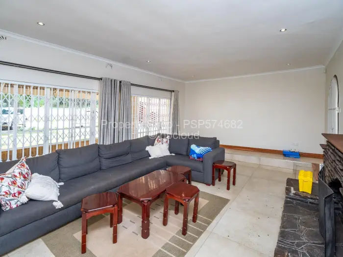4 Bedroom House to Rent in Mount Pleasant