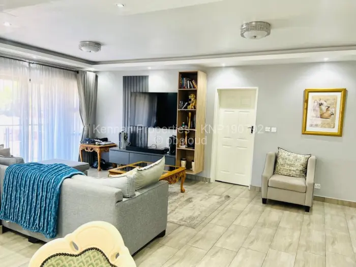 Townhouse/Cluster for Sale in Highlands, Harare