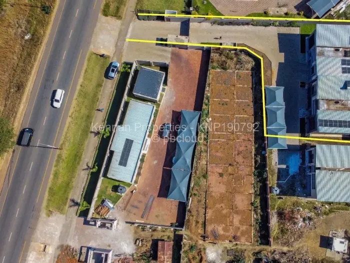 Townhouse/Cluster for Sale in Highlands, Harare