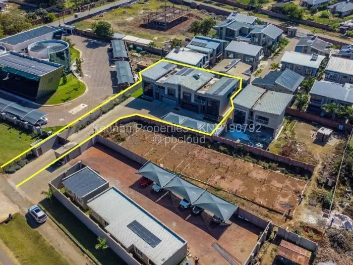 Townhouse/Cluster for Sale in Highlands, Harare