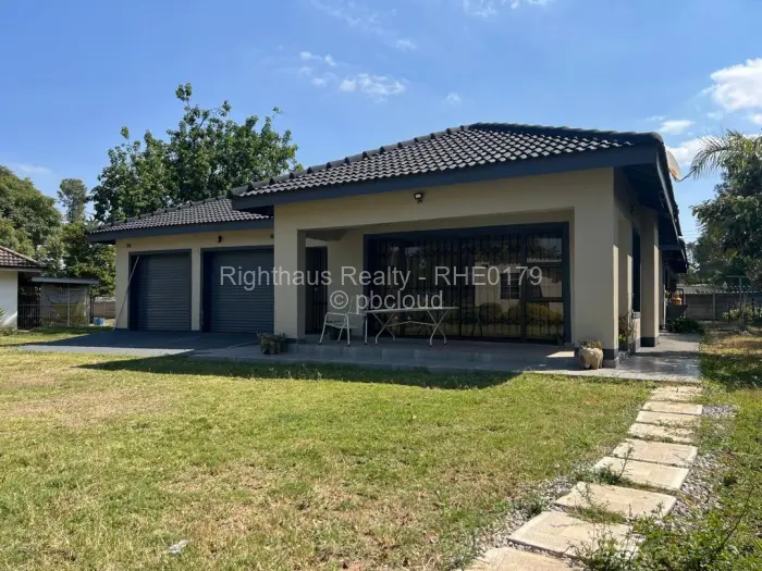 3 Bedroom House to Rent in Greendale North