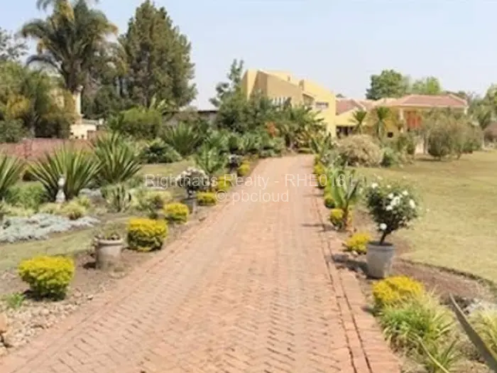 5 Bedroom House to Rent in Ballantyne Park