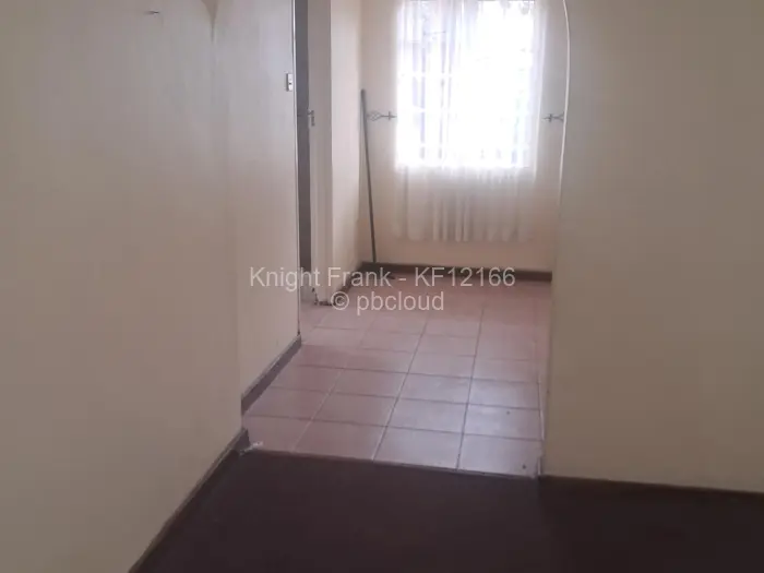 4 Bedroom House to Rent in Bluff Hill
