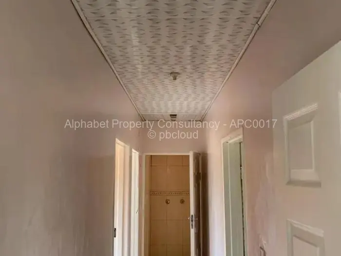 3 Bedroom Cottage/Garden Flat to Rent in Greendale