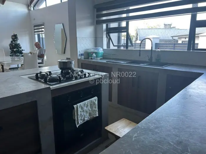 4 Bedroom House for Sale in Quinnington, Harare