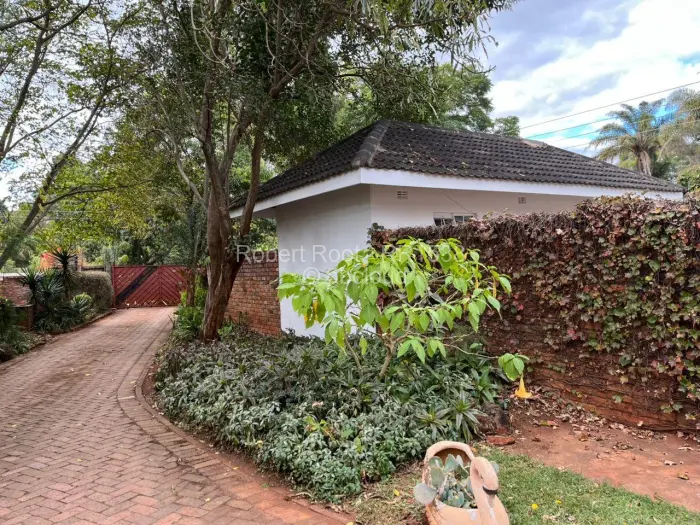 2 Bedroom Cottage/Garden Flat to Rent in Highlands
