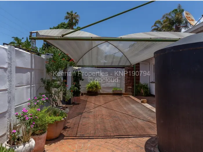 Flat/Apartment to Rent in Avondale