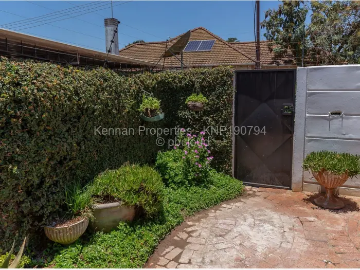 Flat/Apartment to Rent in Avondale