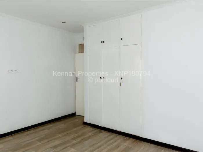 Flat/Apartment to Rent in Avondale