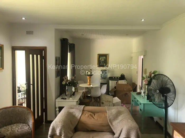 Flat/Apartment to Rent in Avondale