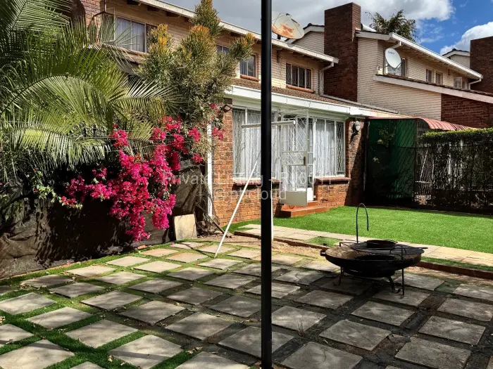 Flat/Apartment to Rent in Greystone Park