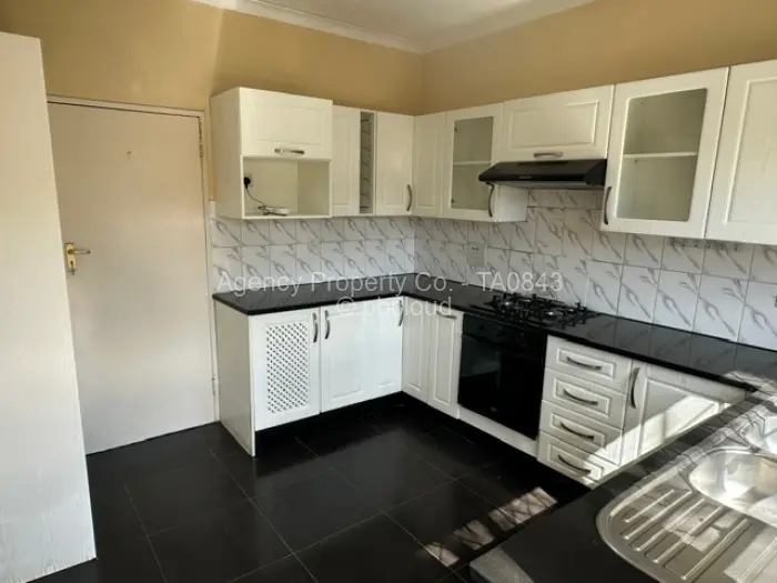 Flat/Apartment to Rent in Avondale