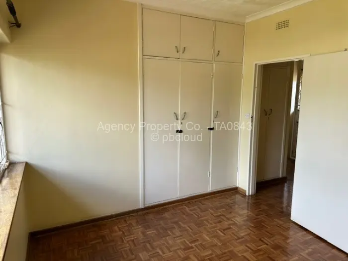 Flat/Apartment to Rent in Avondale