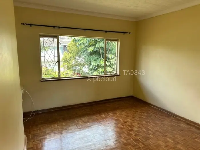 Flat/Apartment to Rent in Avondale