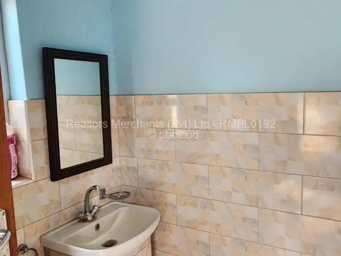 Other Commercial to Rent in Belvedere