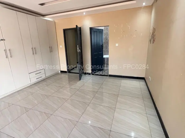 3 Bedroom House to Rent in Emerald Hill