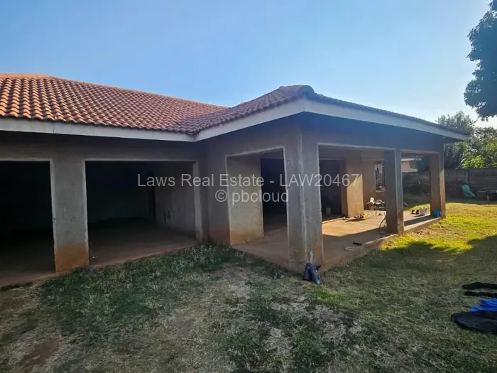 4 Bedroom House for Sale in Westgate, Harare