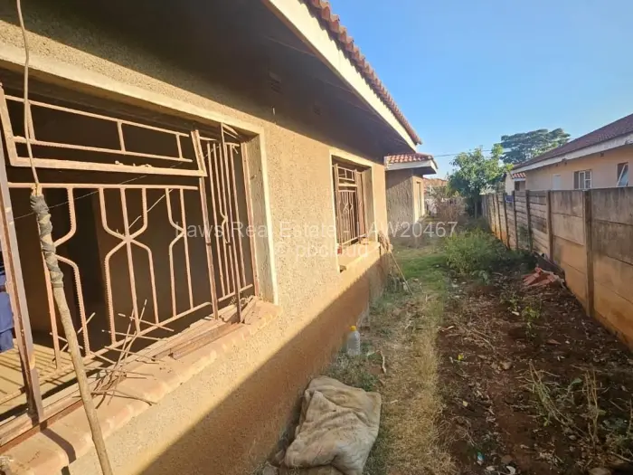 4 Bedroom House for Sale in Westgate, Harare