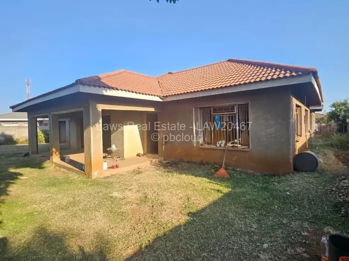 4 Bedroom House for Sale in Westgate, Harare