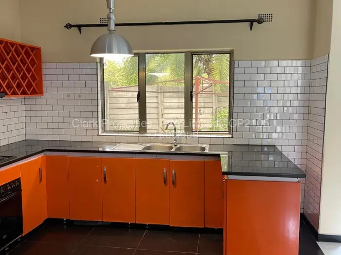 Flat/Apartment to Rent in Newlands