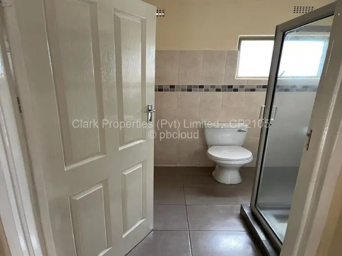 Flat/Apartment to Rent in Newlands