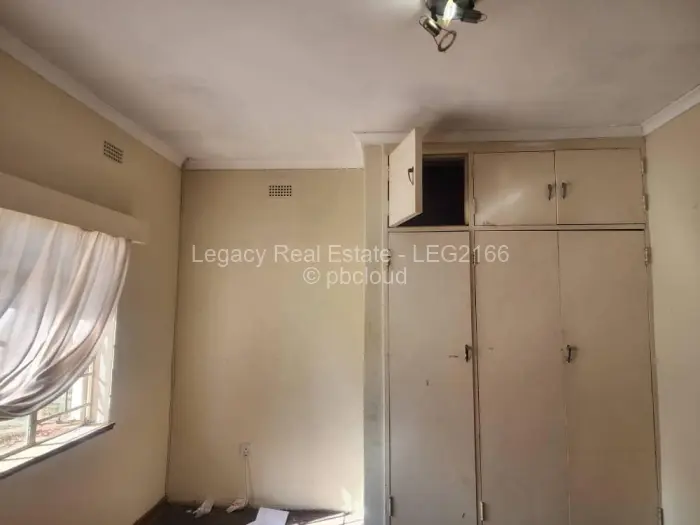 4 Bedroom House to Rent in Bluff Hill
