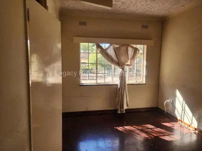 4 Bedroom House to Rent in Bluff Hill