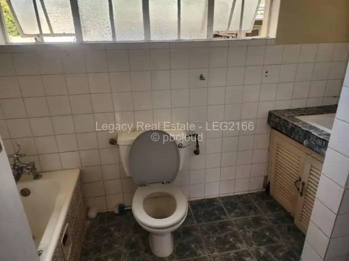 4 Bedroom House to Rent in Bluff Hill