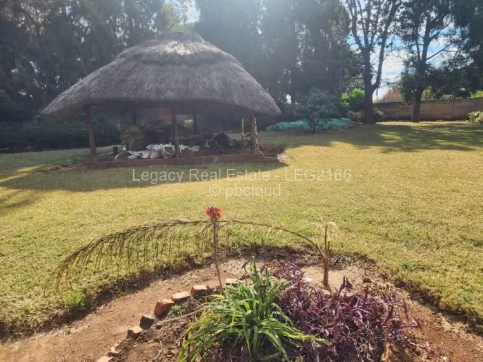 4 Bedroom House to Rent in Bluff Hill