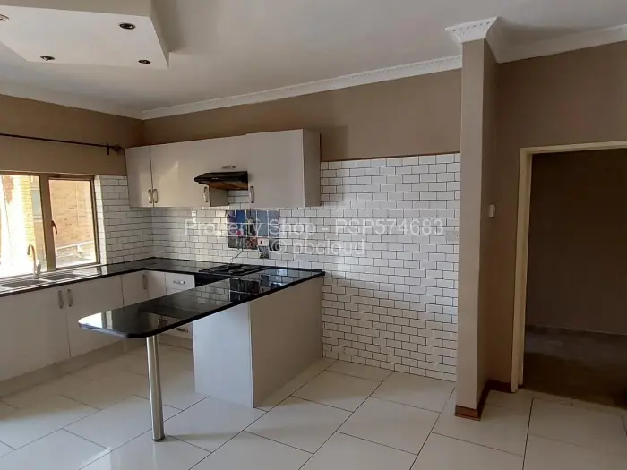 Flat/Apartment to Rent in Newlands