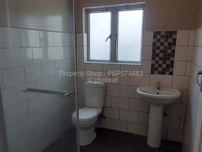 Flat/Apartment to Rent in Newlands