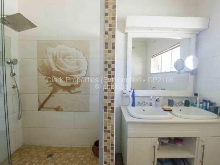 4 Bedroom House for Sale in Mount Pleasant, Harare
