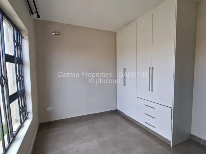 2 Bedroom Cottage/Garden Flat to Rent in Hatcliffe