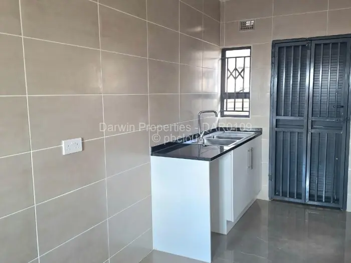 2 Bedroom Cottage/Garden Flat to Rent in Hatcliffe