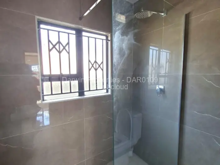 2 Bedroom Cottage/Garden Flat to Rent in Hatcliffe