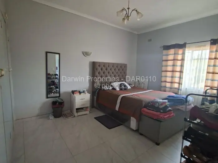5 Bedroom House for Sale in Helensvale, Harare