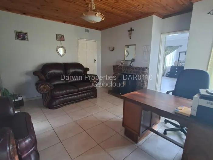 5 Bedroom House for Sale in Helensvale, Harare