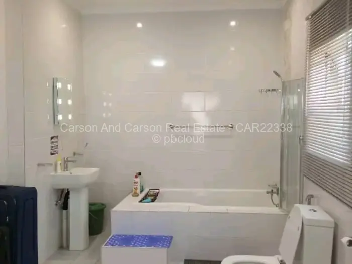 4 Bedroom House to Rent in Borrowdale