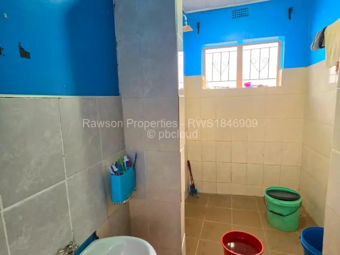 4 Bedroom House for Sale in Mainway Meadows, Harare