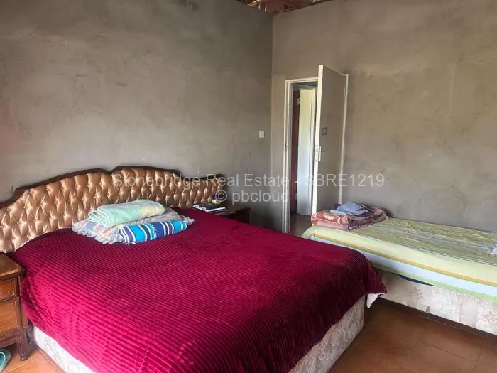 6 Bedroom House for Sale in Burnside, Bulawayo
