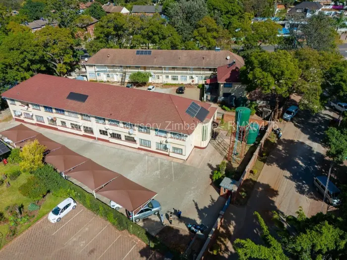 Flat/Apartment to Rent in Avondale West