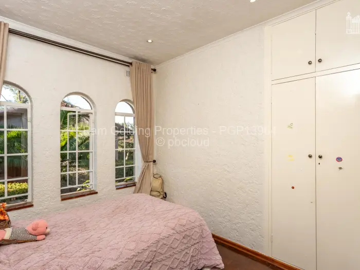 6 Bedroom House for Sale in Greystone Park, Harare