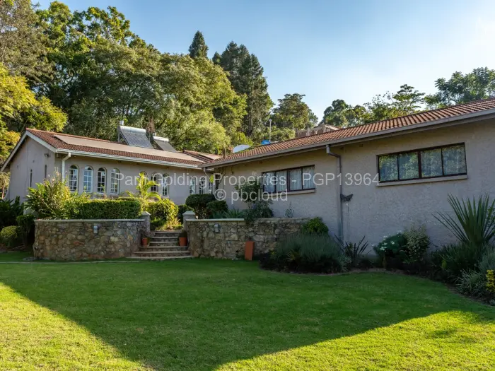 6 Bedroom House for Sale in Greystone Park, Harare