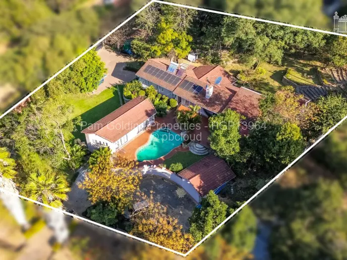 6 Bedroom House for Sale in Greystone Park, Harare