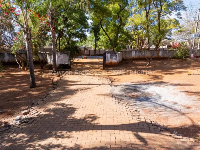 4 Bedroom House for Sale in Greystone Park, Harare