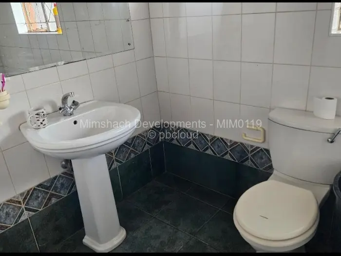 3 Bedroom House for Sale in Bluff Hill, Harare