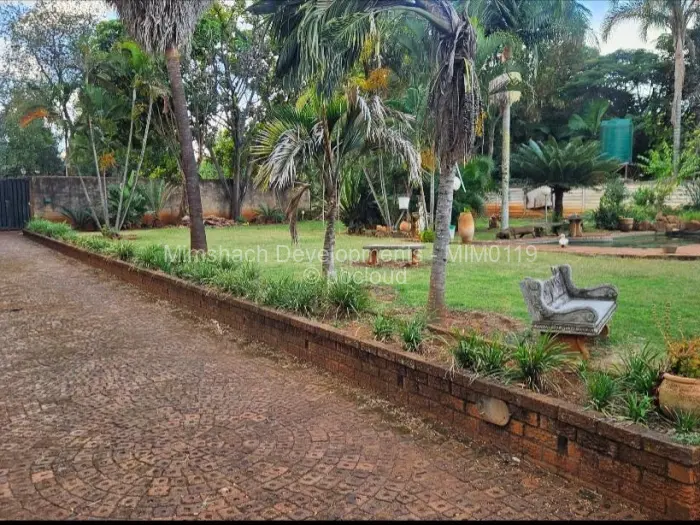 3 Bedroom House for Sale in Bluff Hill, Harare