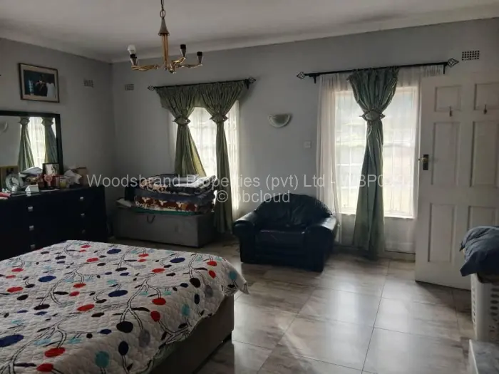 5 Bedroom House for Sale in Helensvale, Harare